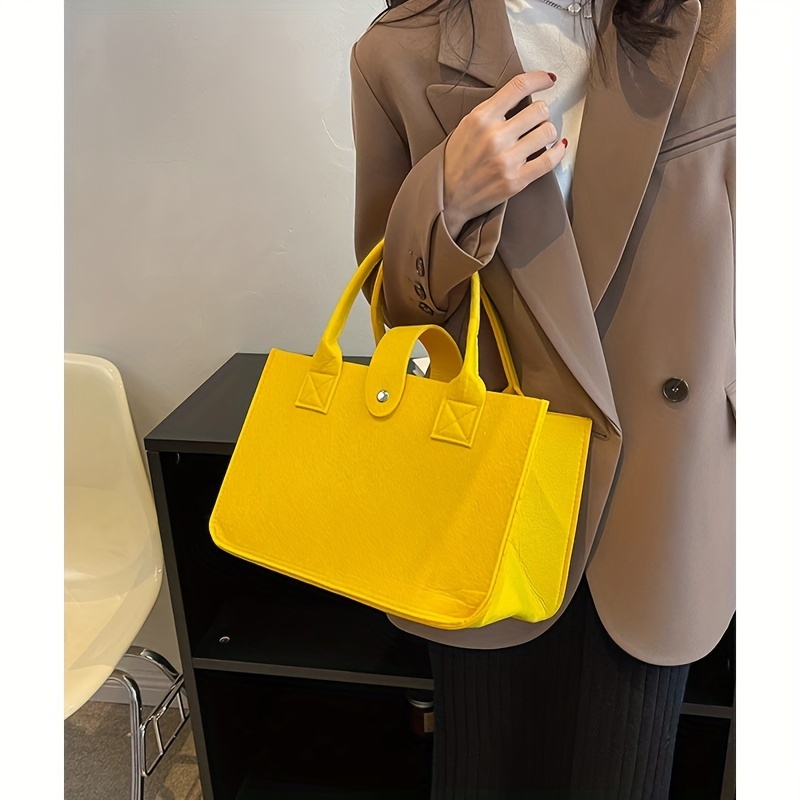 1pc Felt Handbag, Women's Storage Bag, Women Gift For Easter Ramadan Wedding Birthday, Thickened Shopping Bag, Large Capacity Document Storage Bag, Outdoor Storage Supplies, Travel Portable Supplies
1pc Felt Handbag, Women's Storage Bag, Women Gift For Easter Ramadan Wedding Birthday, Thickened Shopping Bag, Large Capacity Document Storage Bag, Outdoor Storage Supplies, Travel Portable Supplies