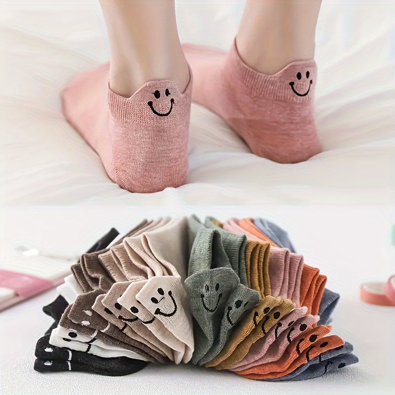 5~10 Pairs Of Fashionable And Japanese And Korean Style Breathable, Comfortable And Cute Embroidered Casual Socks
5~10 Pairs Of Fashionable And Japanese And Korean Style Breathable, Comfortable And Cute Embroidered Casual Socks