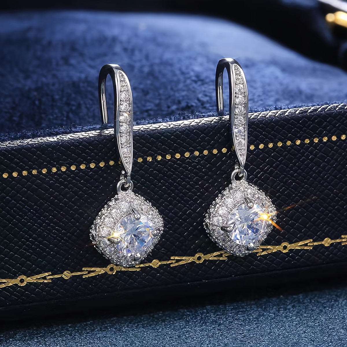 A Pair Of Elegant And Fashionable Square Zirconia Earrings For Women Business And Party Gift Earrings
A Pair Of Elegant And Fashionable Square Zirconia Earrings For Women Business And Party Gift Earrings