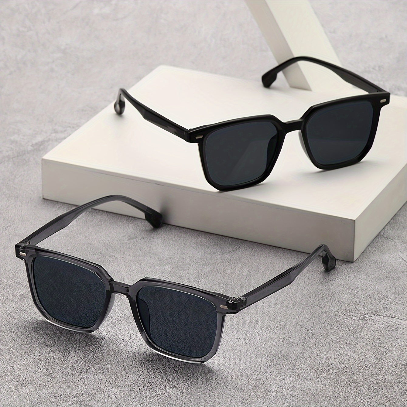 2pcs Women's Fashion Glasses Trendy Classic All-match Glasses Suitable For Summer Travel Travel Photo Accessories
2pcs Women's Fashion Glasses Trendy Classic All-match Glasses Suitable For Summer Travel Travel Photo Accessories