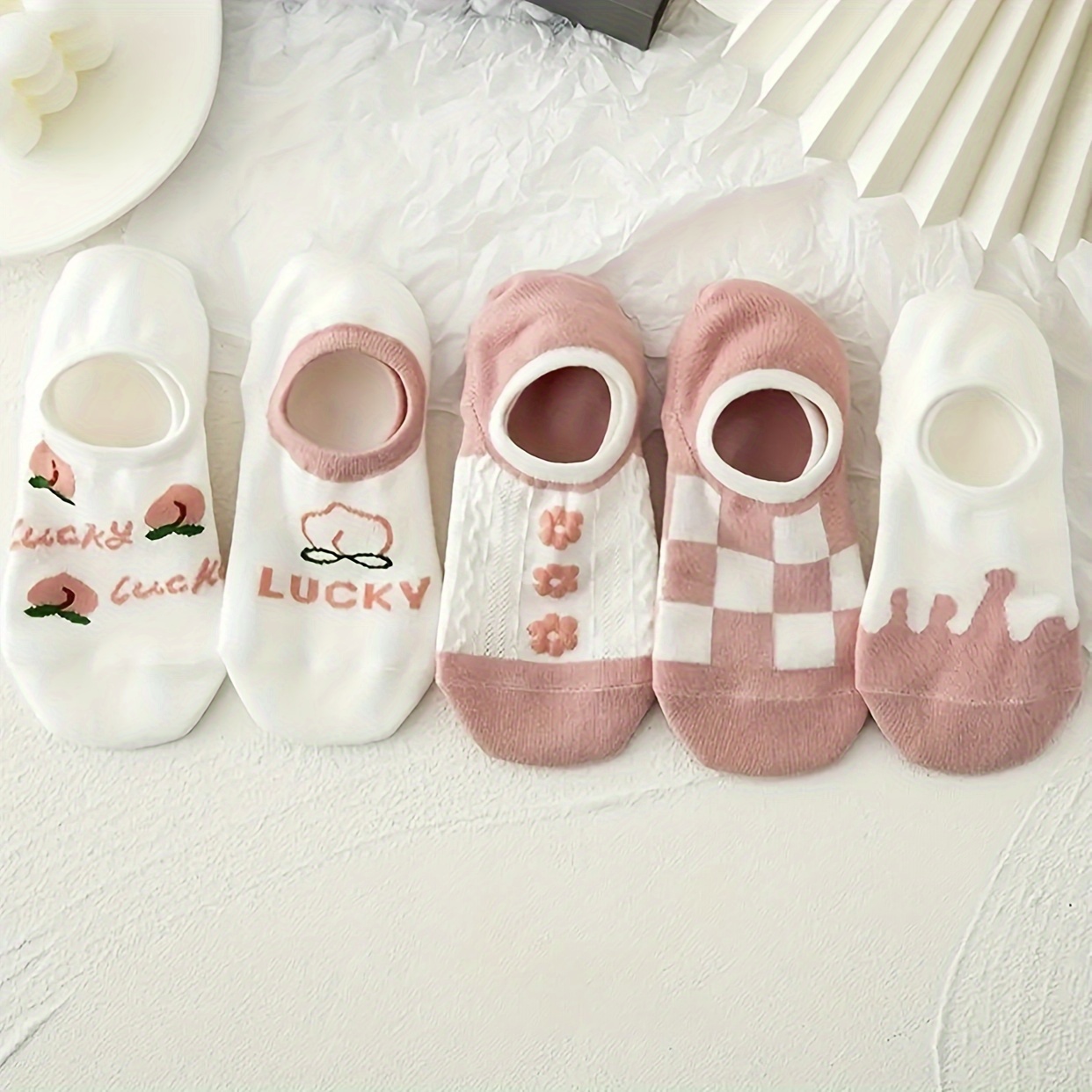5 Pairs Women's Invisible Socks, Cute Peach & Cartoon , Non-slip Breathable Knit Polyester 75% Spandex 25% Liner Ankle Socks For Teens Outdoor Wear
5 Pairs Women's Invisible Socks, Cute Peach & Cartoon , Non-slip Breathable Knit Polyester 75% Spandex 25% Liner Ankle Socks For Teens Outdoor Wear