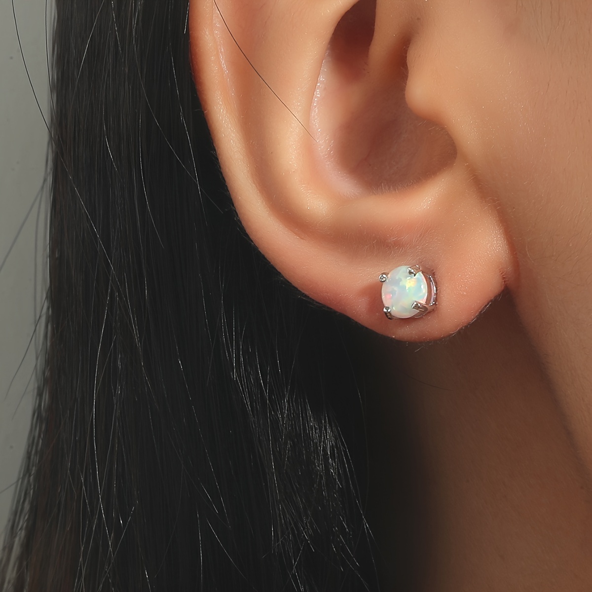 Round Shape Synthetic Gems Stud Earrings Elegant Simple Style Copper Jewelry Trendy Female Ear Ornaments
Round Shape Synthetic Gems Stud Earrings Elegant Simple Style Copper Jewelry Trendy Female Ear Ornaments