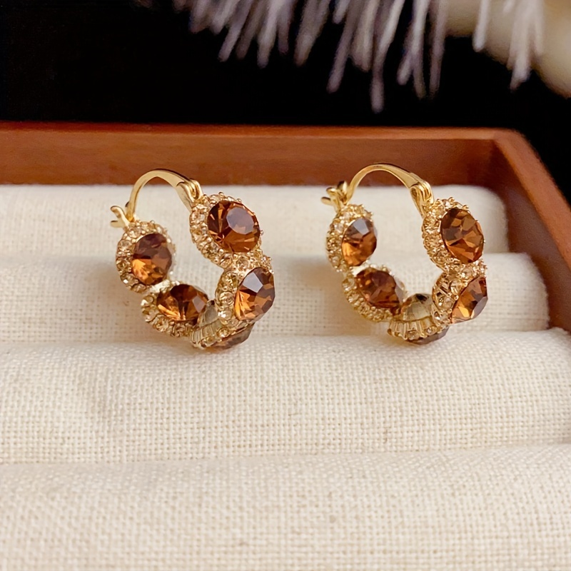 French Retro Temperament, Style Zircon Ear , Design, , Luxurious, High-end, Fashionable Earrings For Women
French Retro Temperament, Style Zircon Ear , Design, , Luxurious, High-end, Fashionable Earrings For Women