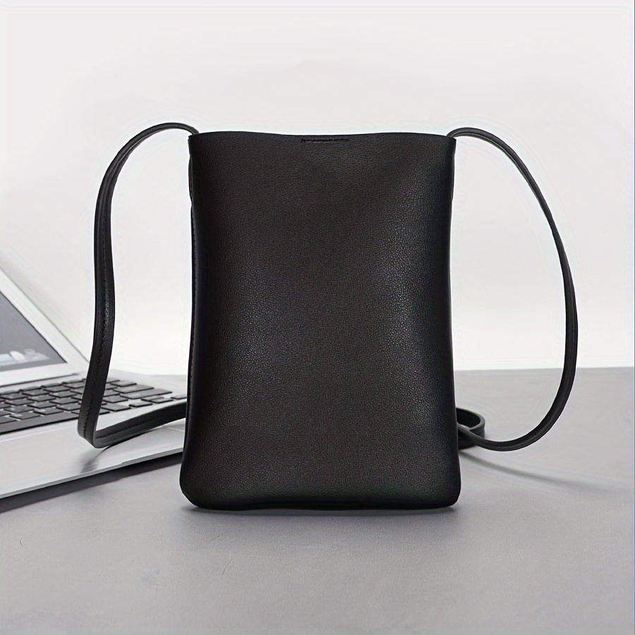 New Style Mobile Phone Bag, Lightweight Walking Soft Leather Mini Bag For Women, Drawstring Small Fresh Summer Messenger Bag
New Style Mobile Phone Bag, Lightweight Walking Soft Leather Mini Bag For Women, Drawstring Small Fresh Summer Messenger Bag