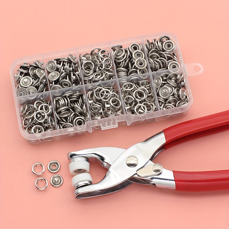 /200sets High-quality Easy To Use Snap Kit, Diy Metal Snaps Button,perfect Addition For Clothing,leather, With Pressure Pliers And Clear Storage Box For Sewing Crafting
/200sets High-quality Easy To Use Snap Kit, Diy Metal Snaps Button,perfect Addition For Clothing,leather, With Pressure Pliers And Clear Storage Box For Sewing Crafting