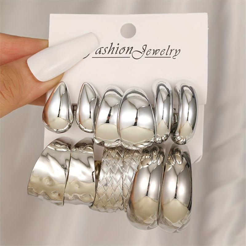 Set Of 12 Elegant And -shaped Geometric Texture Earrings For Ladies To Wear Daily Or To Parties
Set Of 12 Elegant And -shaped Geometric Texture Earrings For Ladies To Wear Daily Or To Parties