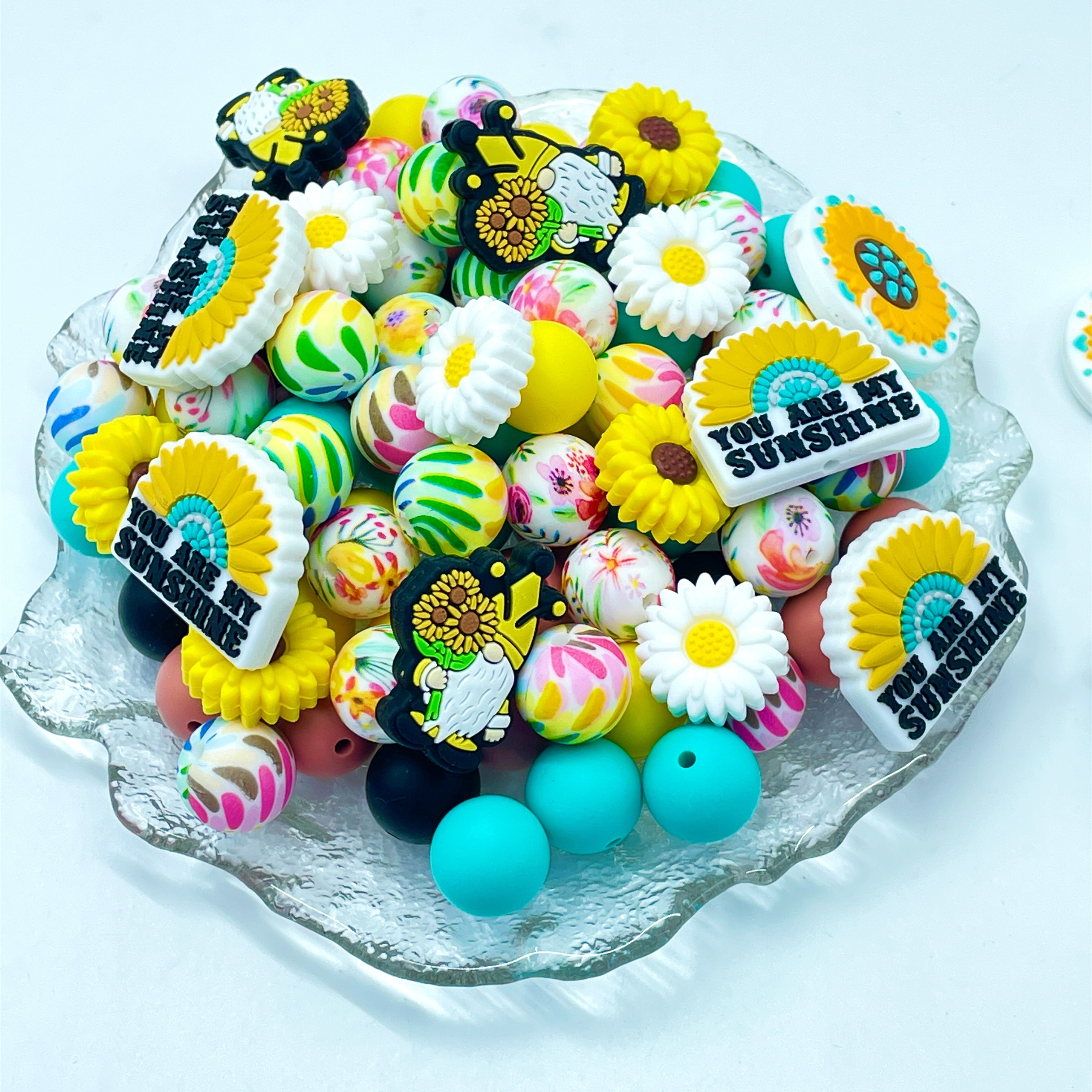 70-piece Daisy Silicone Bead Set - Yellow, Green & Purple Round Beads For Diy Jewelry Making, Keychains & Craft Decorations Beads For Jewelry Making Beads For Bracelets
70-piece Daisy Silicone Bead Set - Yellow, Green & Purple Round Beads For Diy Jewelry Making, Keychains & Craft Decorations Beads For Jewelry Making Beads For Bracelets