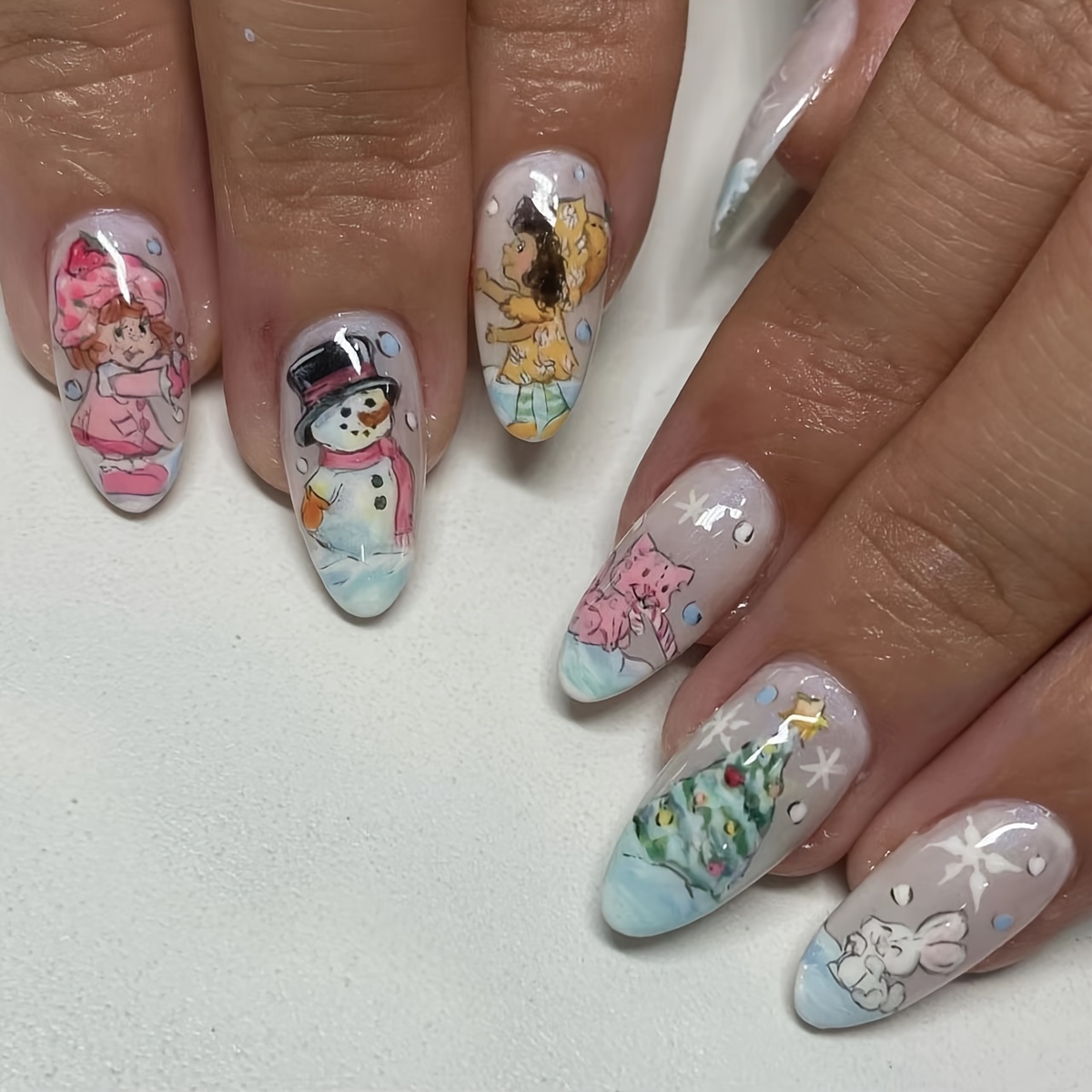24pcs White Press-on Nails, Short Oval Shape, Winter Snowflake Romantic Fairy Tale Cartoon Style, Cute Snowman Christmas Tree Rabbit Design, Christmas False Nails, Glossy Finish
24pcs White Press-on Nails, Short Oval Shape, Winter Snowflake Romantic Fairy Tale Cartoon Style, Cute Snowman Christmas Tree Rabbit Design, Christmas False Nails, Glossy Finish