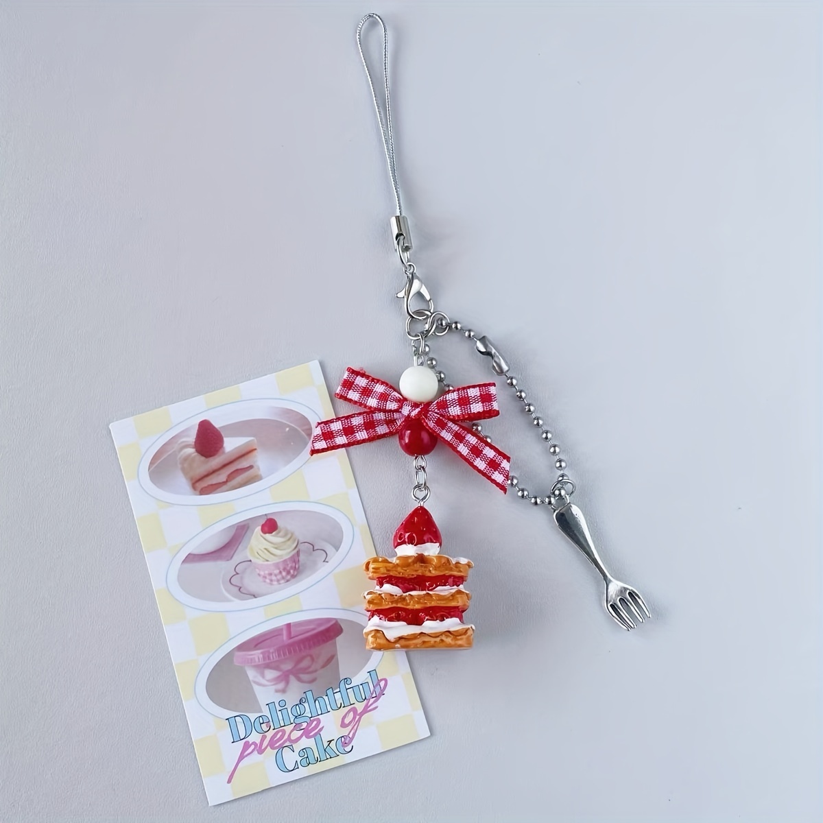 Chic -inspired Strawberry Cake & Bowknot Charm - Vintage Girl's Heart Phone & Bag Accessory, Abs Material, Handmade, Pendant
Chic -inspired Strawberry Cake & Bowknot Charm - Vintage Girl's Heart Phone & Bag Accessory, Abs Material, Handmade, Pendant