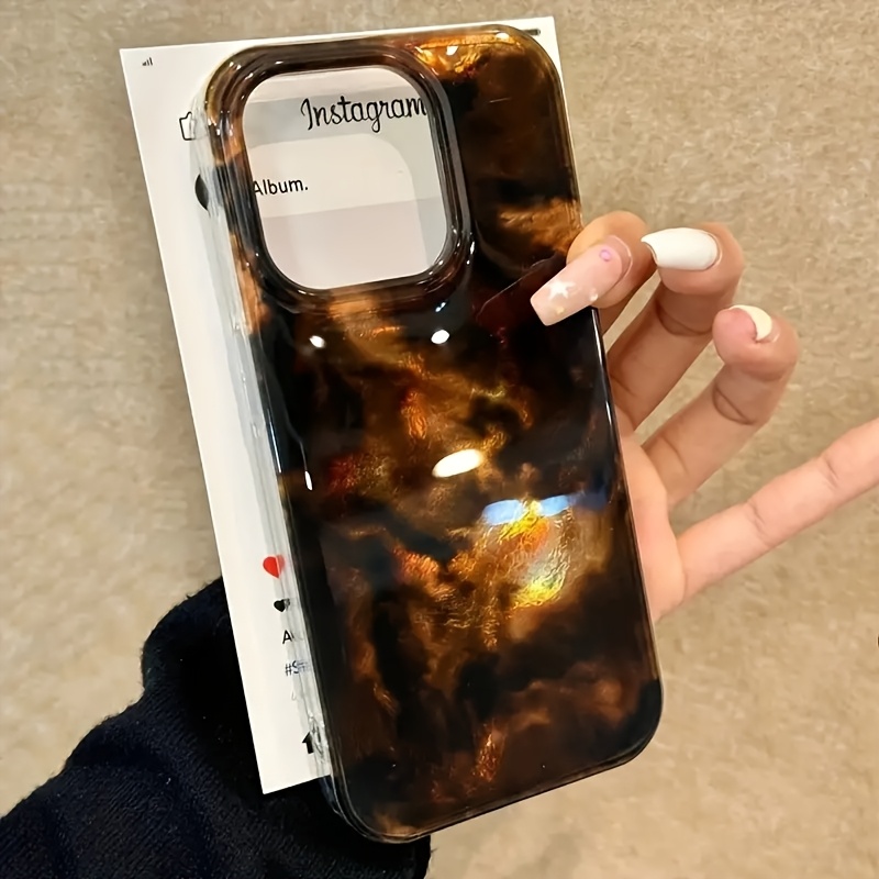 Étui de téléphone portable perforé à motif IND, dégradé de couleurs , noir et marron, pour Apple 11, 12, 13, 14, 15 et 16 .
Étui de téléphone portable perforé à motif IND, dégradé de couleurs , noir et marron, pour Apple 11, 12, 13, 14, 15 et 16 .