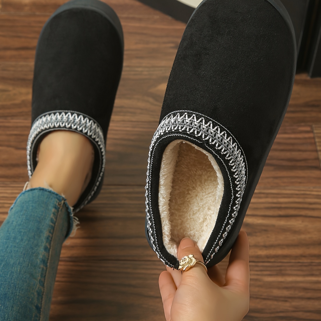 Elegant Women's Cotton Slippers, Winter Warm Slippers, Soft Indoor Shoes For Women, Slippers With Eva Sole
Elegant Women's Cotton Slippers, Winter Warm Slippers, Soft Indoor Shoes For Women, Slippers With Eva Sole