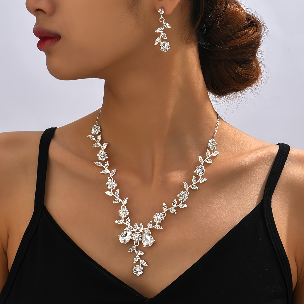 Elegant 3-piece Jewelry Set, High-end Rhinestone, Women's Earrings & Necklace, Street Style Accessories For Wedding Party Gifts For Eid
Elegant 3-piece Jewelry Set, High-end Rhinestone, Women's Earrings & Necklace, Street Style Accessories For Wedding Party Gifts For Eid
