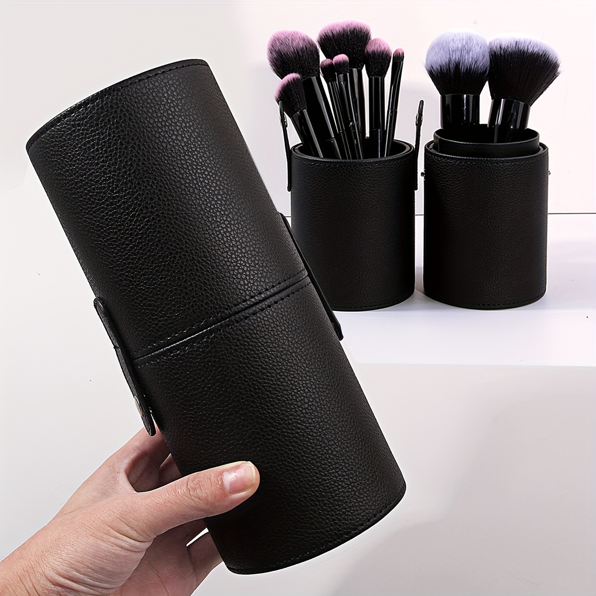 Extra Large Leather Makeup Brush Organizer, Waterproof And Dustproof With Lid, Multifunctional Travel Cosmetic Storage Tool, Cosmetic Storage, Makeup Brush Bucket
Extra Large Leather Makeup Brush Organizer, Waterproof And Dustproof With Lid, Multifunctional Travel Cosmetic Storage Tool, Cosmetic Storage, Makeup Brush Bucket