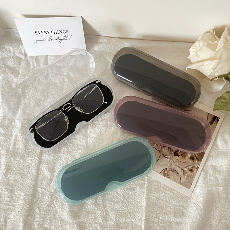 Étui à lunettes simple et transparent, portable et durable, boîte à lunettes fraîche et légère.
Étui à lunettes simple et transparent, portable et durable, boîte à lunettes fraîche et légère.