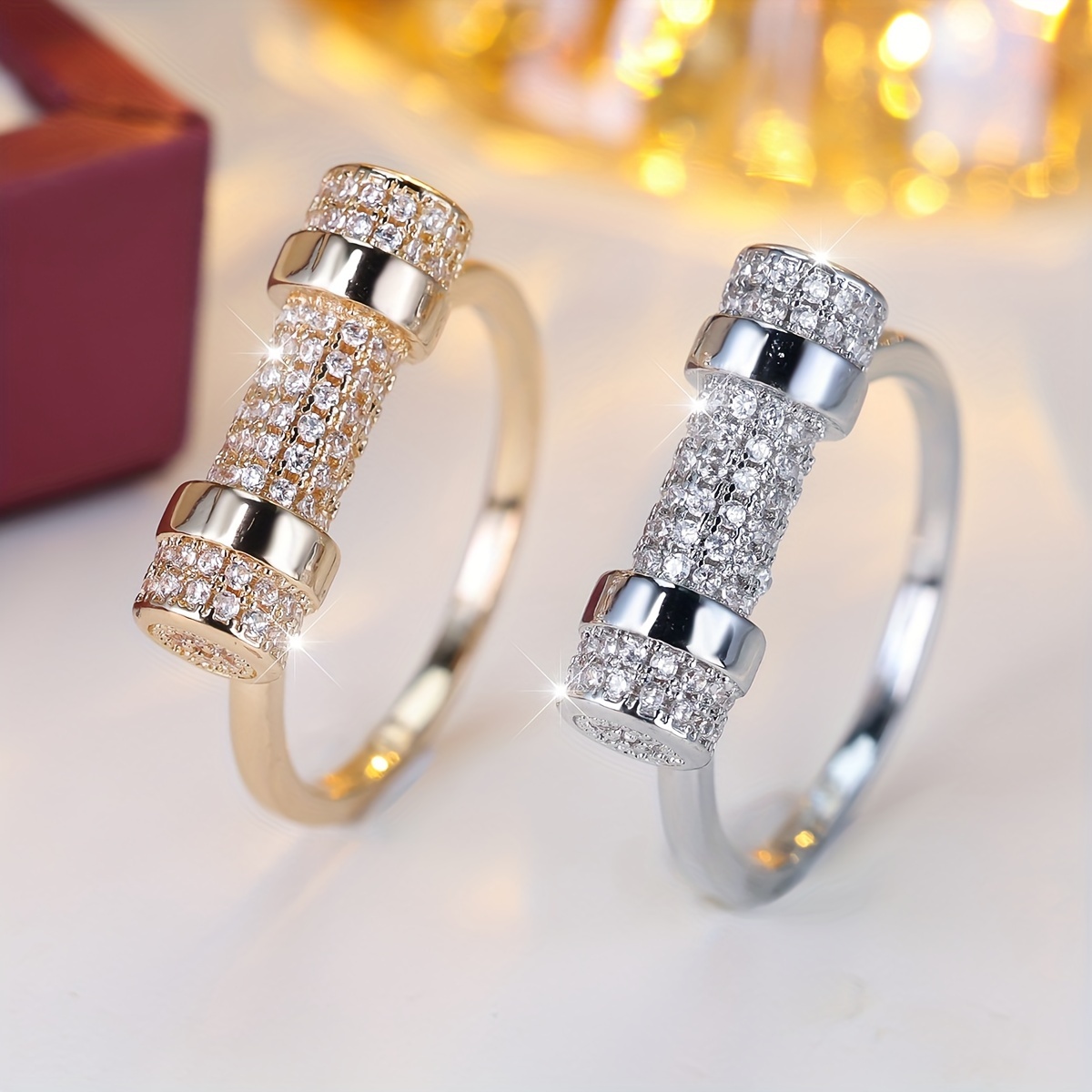 A Stylish For Women With A Simple And Unique , Featuring Zirconia. This Is Designed For The Pinky Finger, With A Sense Of Individuality And Uniqueness.
A Stylish For Women With A Simple And Unique , Featuring Zirconia. This Is Designed For The Pinky Finger, With A Sense Of Individuality And Uniqueness.