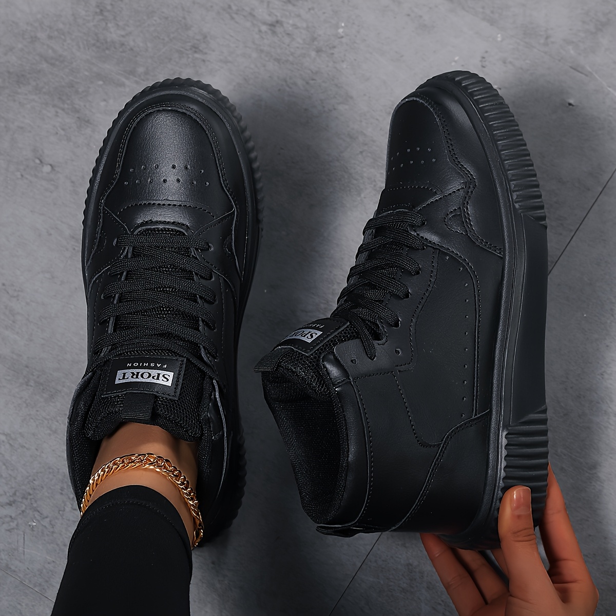 High-top Sneakers - Breathable, Lightweight Casual Shoes With Round Toe & Lace-up Closure, Black Cover Upper And Pu Sole, Fall And Winter
High-top Sneakers - Breathable, Lightweight Casual Shoes With Round Toe & Lace-up Closure, Black Cover Upper And Pu Sole, Fall And Winter