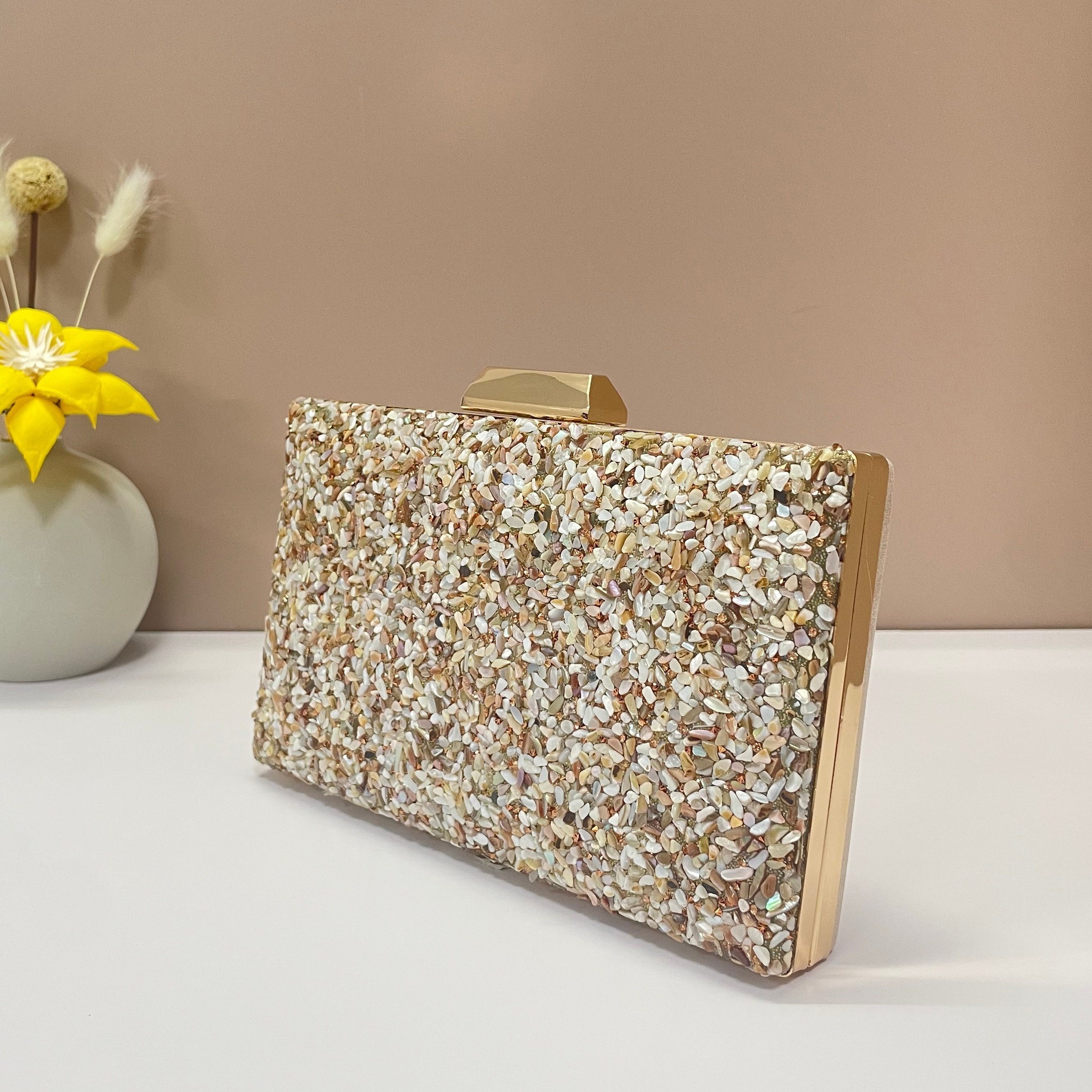 Elegant Mini Rhinestone Clutch, Evening Bag With Sparkling Embellishments, Chain Strap Bridal Women's Party Handbag
Elegant Mini Rhinestone Clutch, Evening Bag With Sparkling Embellishments, Chain Strap Bridal Women's Party Handbag