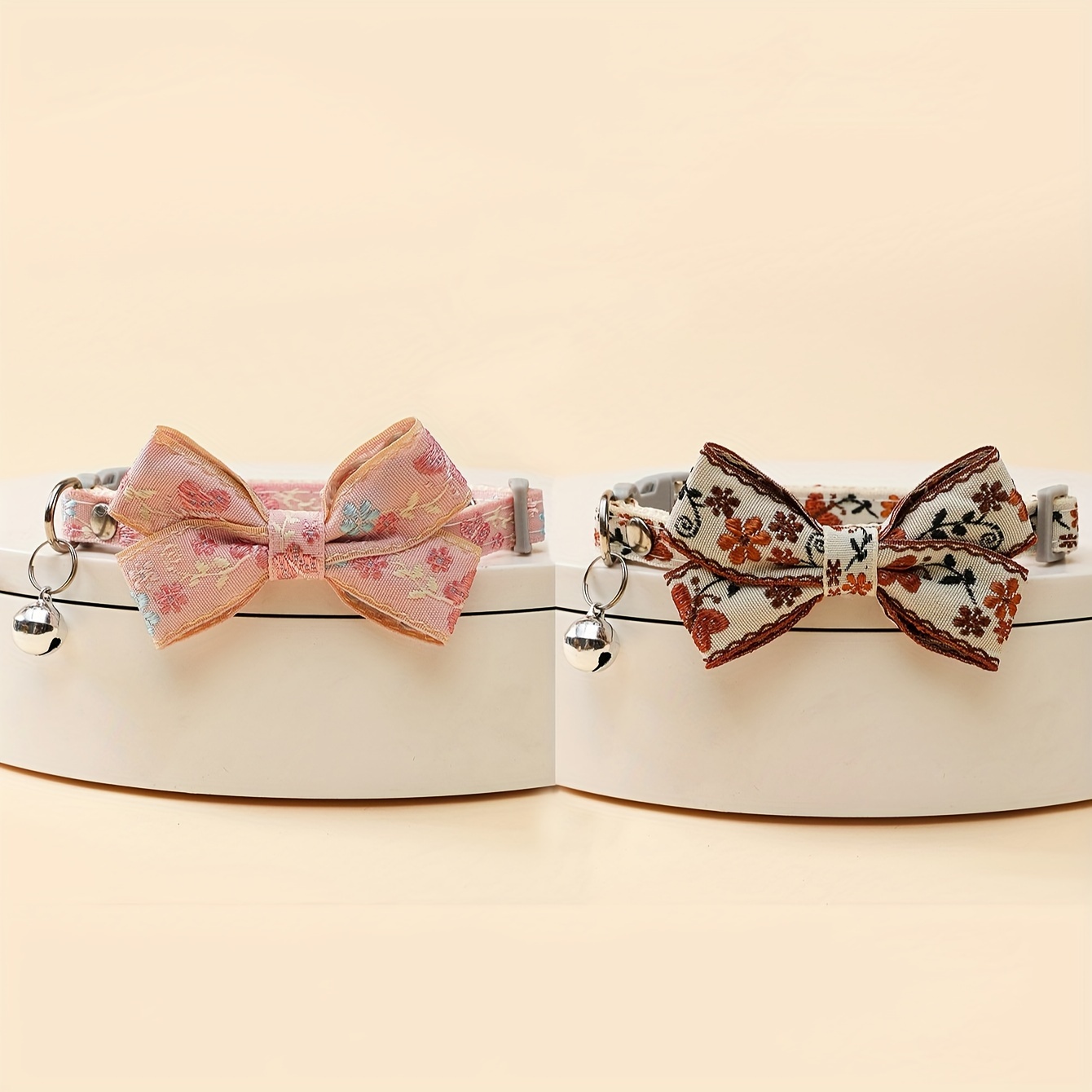 1pc Embroidered Flower Bow Pet Collar , Cat Or Dog Collar Suitable For Small Dogs Or Kittens As Decorative Necklace Or Bow Tie
1pc Embroidered Flower Bow Pet Collar , Cat Or Dog Collar Suitable For Small Dogs Or Kittens As Decorative Necklace Or Bow Tie