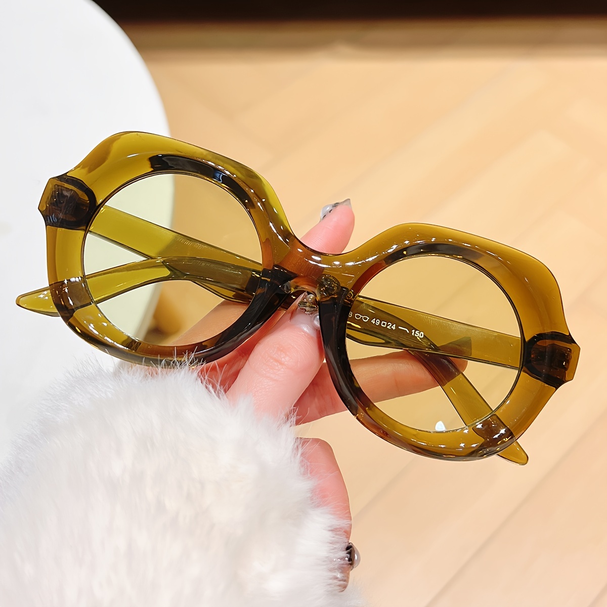 Cute Jelly Color For Women Men Retro Leopard Fashion Decorative Glasses Costume Party Club Glasses
Cute Jelly Color For Women Men Retro Leopard Fashion Decorative Glasses Costume Party Club Glasses
