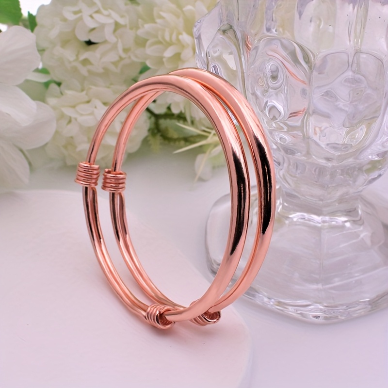 2pcs Of Copper Bracelets For Women, Bracelets For Couples For Men And Women, Suitable For And Party Gifts, Perfect Valentine's Day Gifts, Ideal Jewelry For Colleagues, For Women, For Mom
2pcs Of Copper Bracelets For Women, Bracelets For Couples For Men And Women, Suitable For And Party Gifts, Perfect Valentine's Day Gifts, Ideal Jewelry For Colleagues, For Women, For Mom