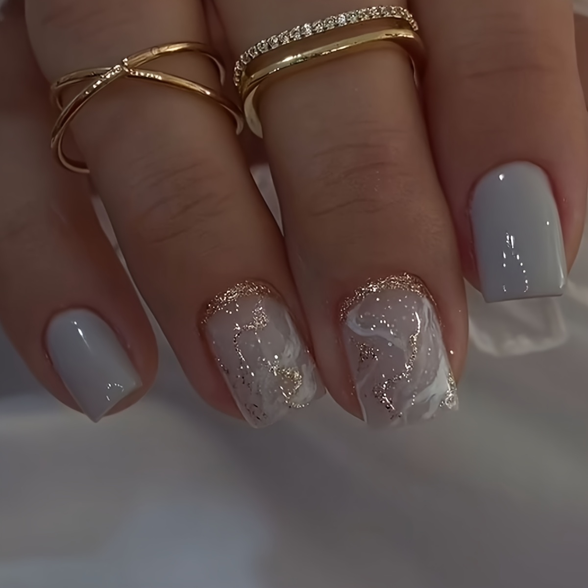 24pcs Elegant Short Square Press-on Nails Set - Blue With & Golden Glitter Accents, Modern Chic Style For Women' Manicure, , Blue, Fashion
24pcs Elegant Short Square Press-on Nails Set - Blue With & Golden Glitter Accents, Modern Chic Style For Women' Manicure, , Blue, Fashion