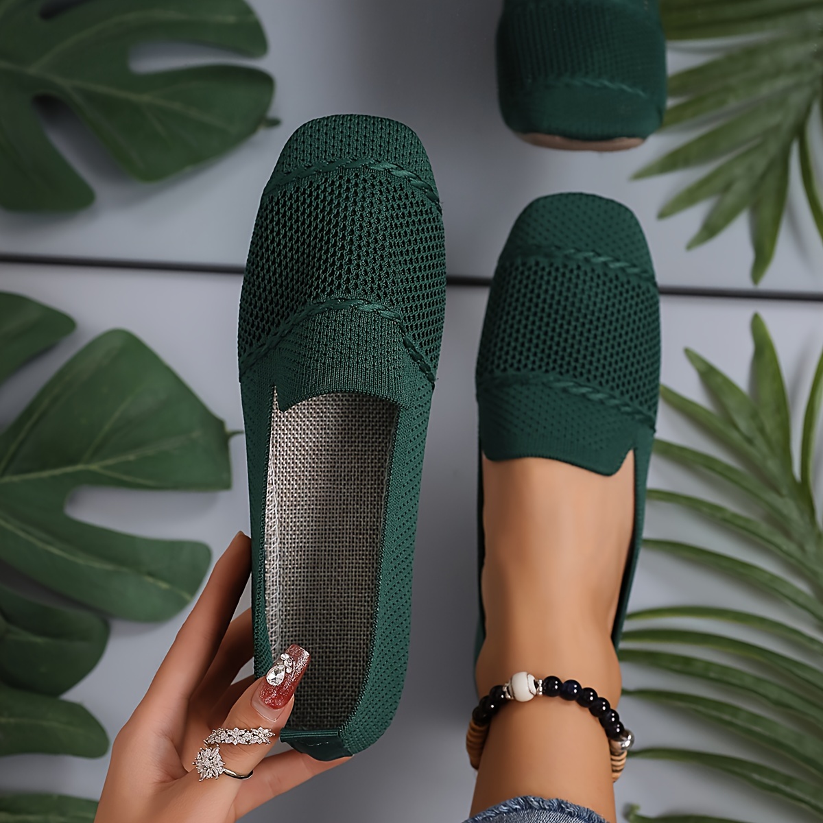 Women's Square Toe Knitted Flats, Solid Color Soft Sole Slip On Shoes, Breathable & Lightweight Daily Wear Shoes
Women's Square Toe Knitted Flats, Solid Color Soft Sole Slip On Shoes, Breathable & Lightweight Daily Wear Shoes