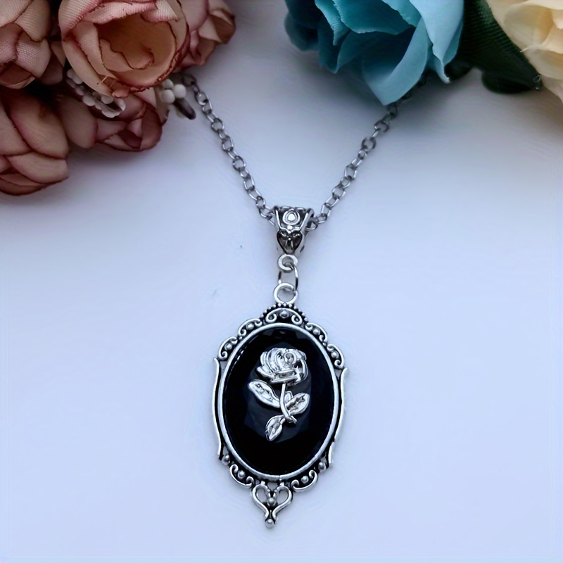Gothic Style Rose Pattern Pendant Necklace, Wedding Banquet Party Jewelry Gifts For Men
Gothic Style Rose Pattern Pendant Necklace, Wedding Banquet Party Jewelry Gifts For Men