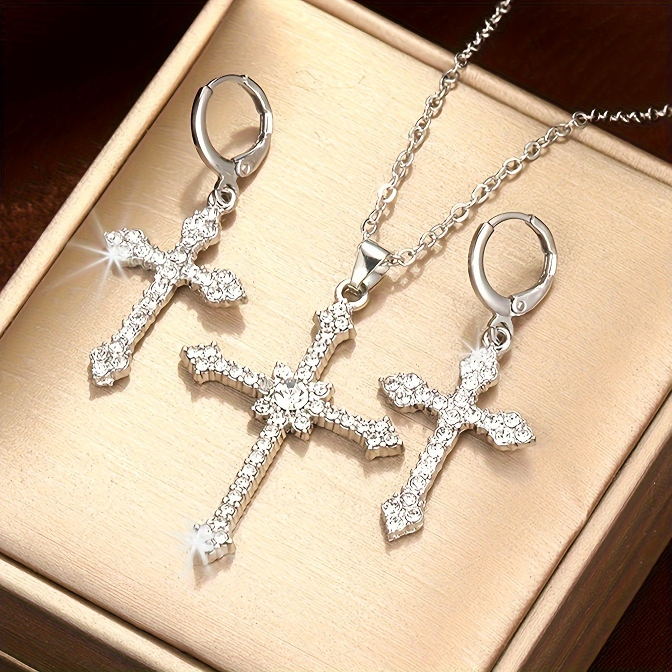 1 Pair Hoop Earrings +1 Pc Necklace With Unique Cross Pendant Zinc Alloy Jewelry Set Elegant Vintage Style Personality Gift
1 Pair Hoop Earrings +1 Pc Necklace With Unique Cross Pendant Zinc Alloy Jewelry Set Elegant Vintage Style Personality Gift