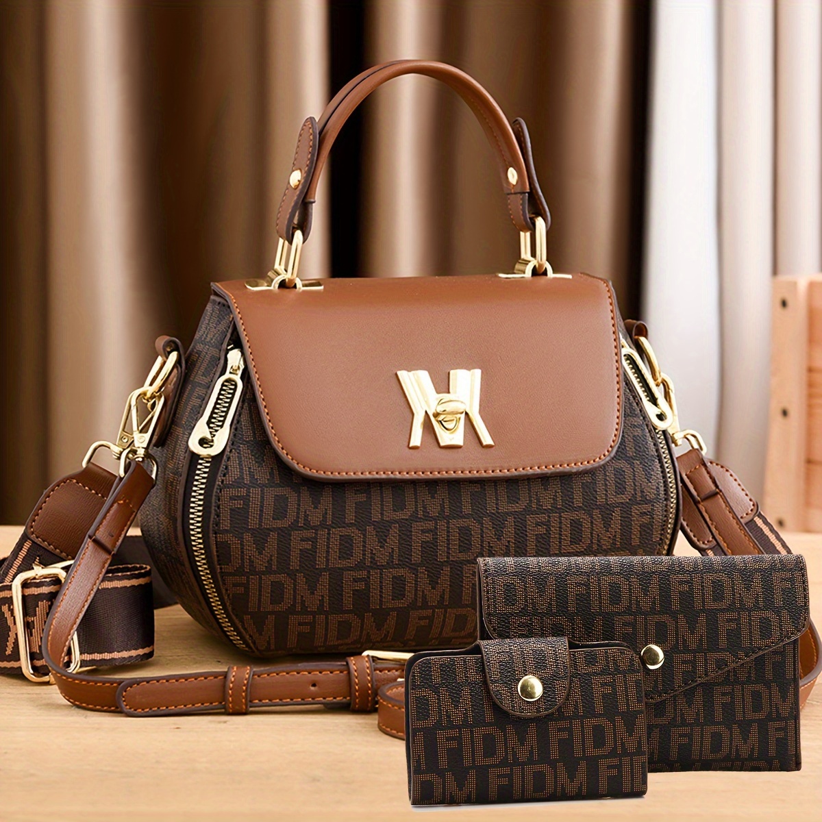 3pcs Set Leather Handbag For Women, Print, Polyester Lined, Closure, Shoulder Bag With Matching Apple Bag And Clutch
3pcs Set Leather Handbag For Women, Print, Polyester Lined, Closure, Shoulder Bag With Matching Apple Bag And Clutch