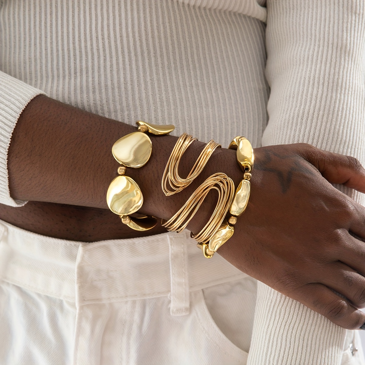 3pcs Punk Style Open Cuff Bracelets Set - Irregular Chunky Plastic Bangle, Adjustable Party Jewelry For Women, Ideal For Dance, Gatherings, And Gifts
3pcs Punk Style Open Cuff Bracelets Set - Irregular Chunky Plastic Bangle, Adjustable Party Jewelry For Women, Ideal For Dance, Gatherings, And Gifts