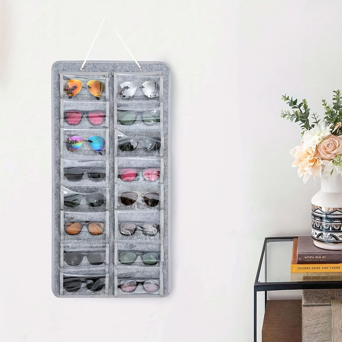 1pc Felt Cloth Glasses Hanging Bag Wall-mounted Foldable Fashion Glasses And Glasses Storage Hanging Bag
1pc Felt Cloth Glasses Hanging Bag Wall-mounted Foldable Fashion Glasses And Glasses Storage Hanging Bag