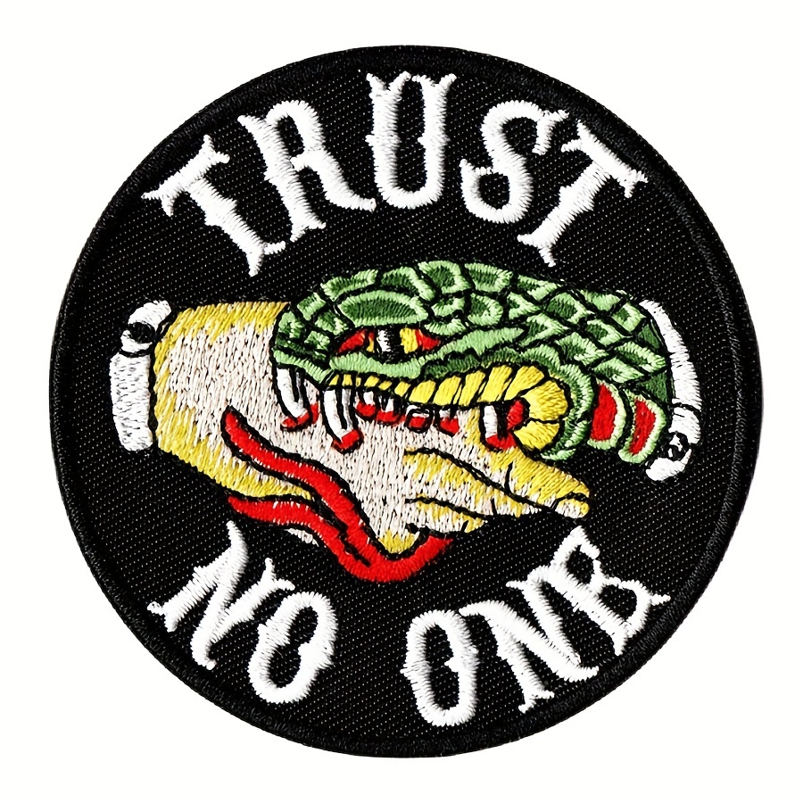 Snake-themed Embroidered Patch - Cool Punk Rock Cartoon Design For , Jeans, Hats & Bags - Polyester Iron-on Badge
Snake-themed Embroidered Patch - Cool Punk Rock Cartoon Design For , Jeans, Hats & Bags - Polyester Iron-on Badge