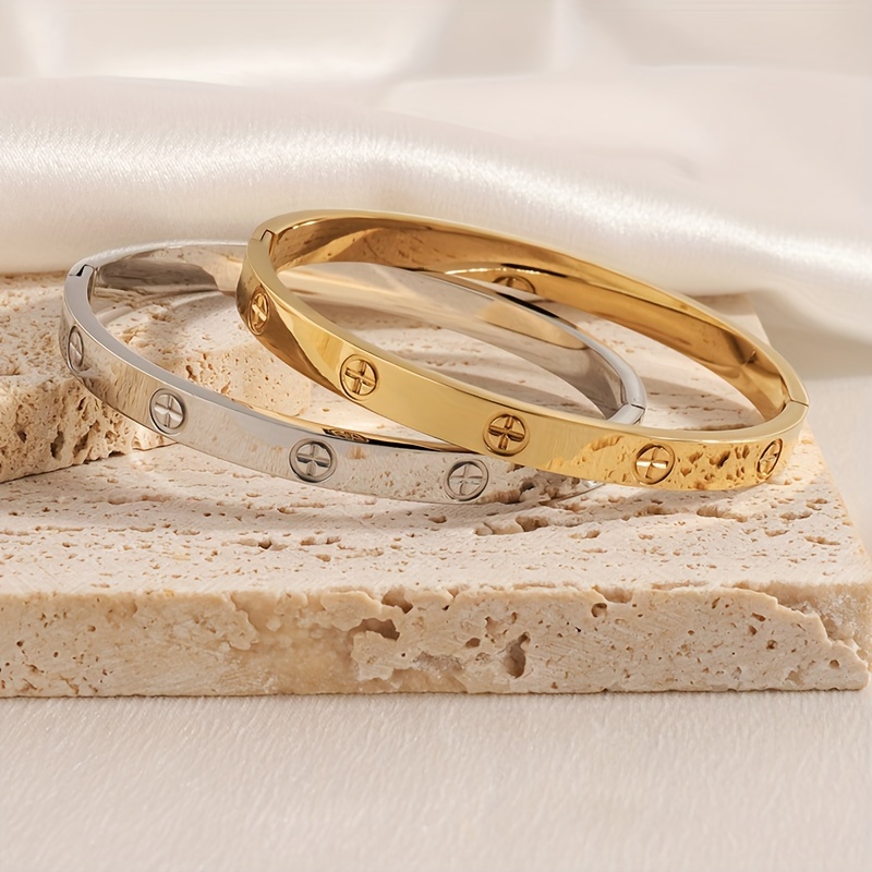 A Stylish And Minimalist Stainless Steel -embossed Bracelet, Wear, Gifting, And Parties.
A Stylish And Minimalist Stainless Steel -embossed Bracelet, Wear, Gifting, And Parties.