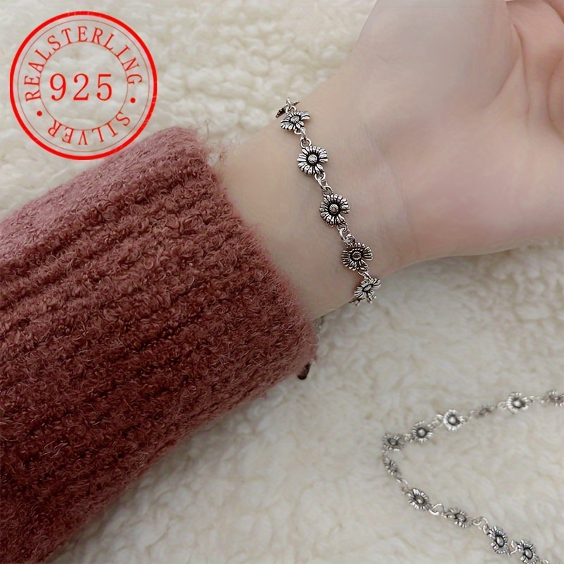 1pc Vintage Sunflower Pendant Bracelet, 925 Sterling Silver, Luxury, With Artificial Crystal Accents, 925 Silver Plated, For & Gift-, Jewelry
1pc Vintage Sunflower Pendant Bracelet, 925 Sterling Silver, Luxury, With Artificial Crystal Accents, 925 Silver Plated, For & Gift-, Jewelry