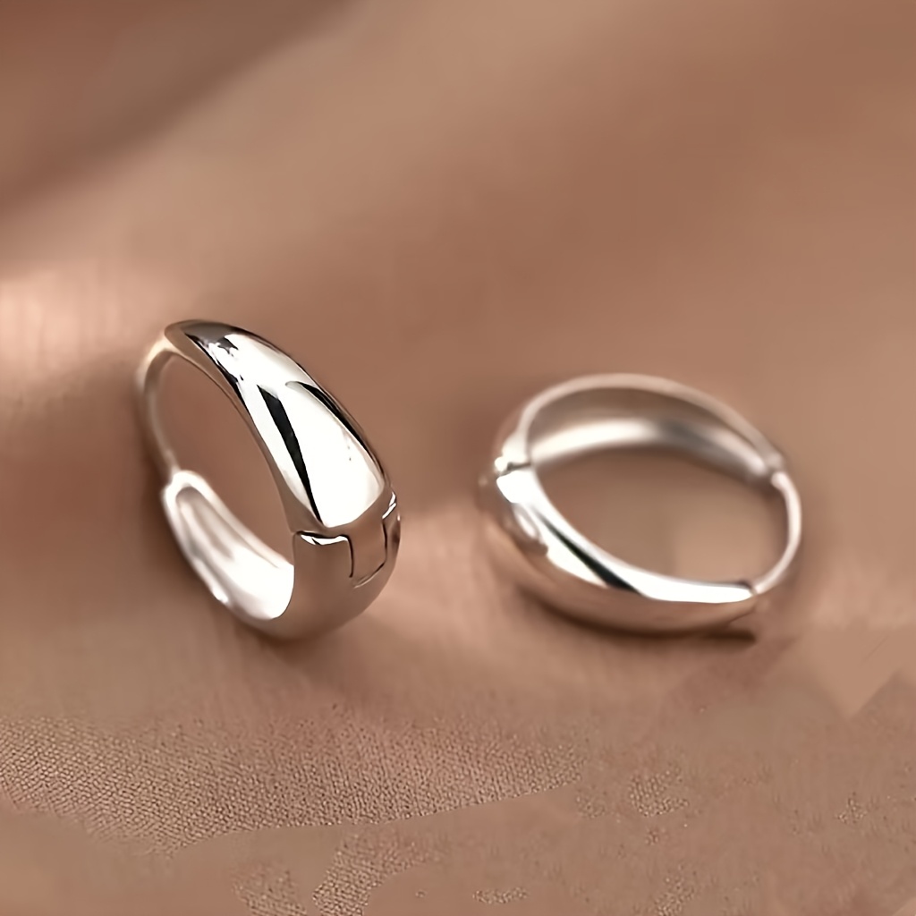 Elegant 925 Sterling Silvery Hoop Earrings - Hypoallergenic, For Women's & Party Wear
Elegant 925 Sterling Silvery Hoop Earrings - Hypoallergenic, For Women's & Party Wear