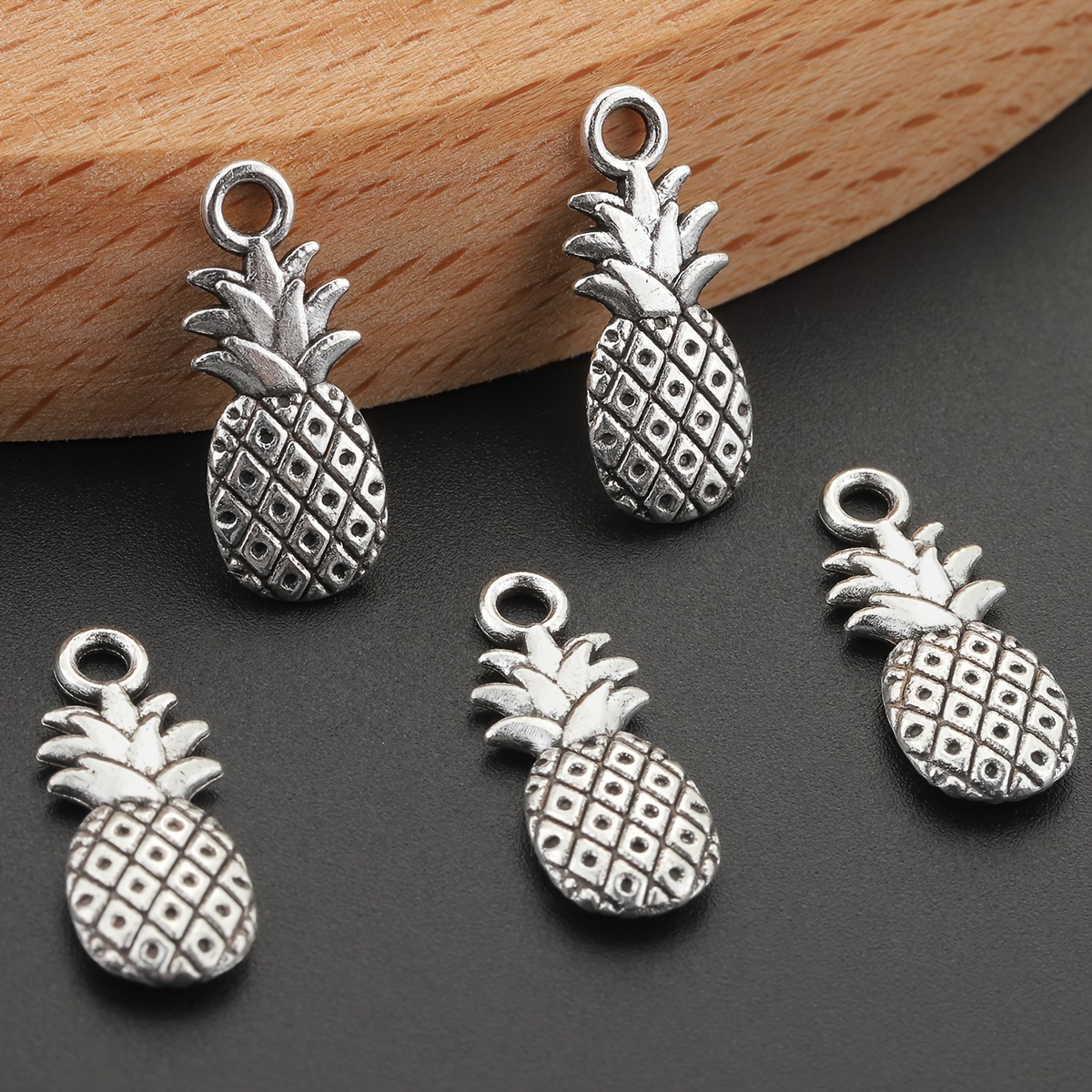 20pcs Vintage Alloy Charms - Fruit Pendants For , Bracelets, Earrings, Keychains & Bag Accessories
20pcs Vintage Alloy Charms - Fruit Pendants For , Bracelets, Earrings, Keychains & Bag Accessories