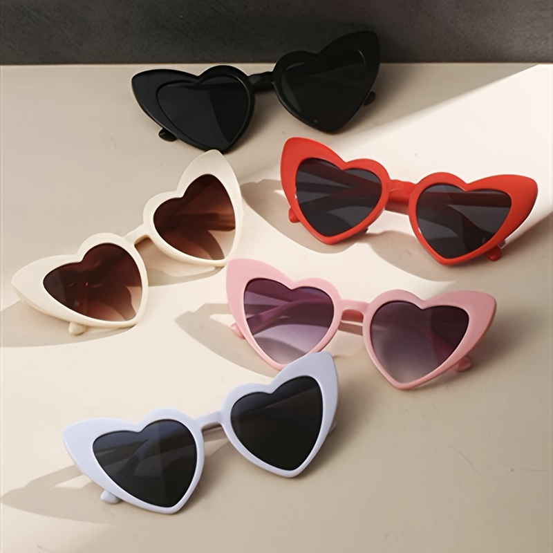 5-pack Oversized Heart-shaped Sunglasses, Fashion Uv Protection Eyewear, Multi-color Love Heart Sun Glasses For Women, Trendy Beach Accessories
5-pack Oversized Heart-shaped Sunglasses, Fashion Uv Protection Eyewear, Multi-color Love Heart Sun Glasses For Women, Trendy Beach Accessories