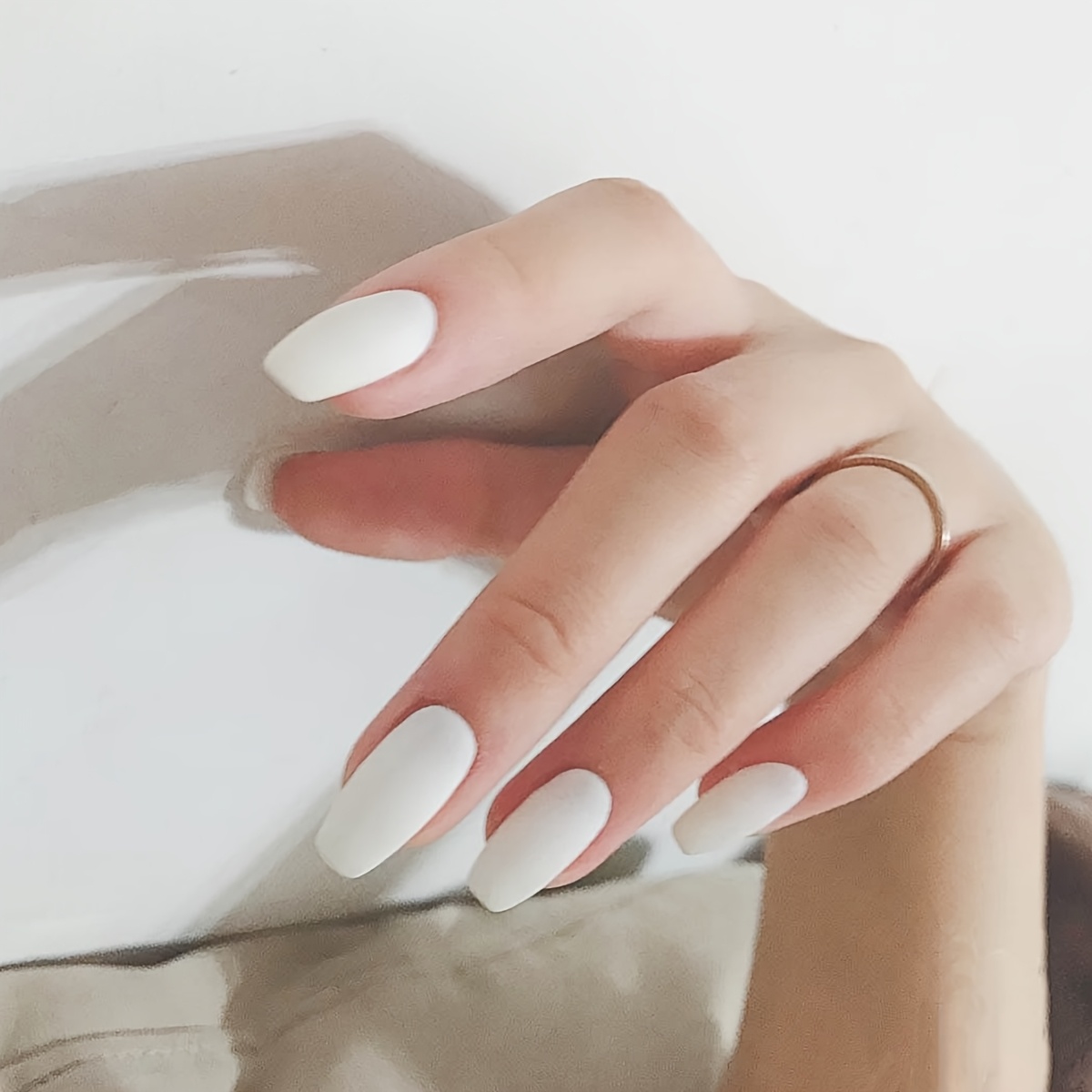 24pcs Matte White Press-on Nails Set - Medium Length Coffin Shape, Full Coverage False Nails With Jelly Adhesive & Nail File Kit For Women And Girls - Parties, & , Romantic, Sanding
24pcs Matte White Press-on Nails Set - Medium Length Coffin Shape, Full Coverage False Nails With Jelly Adhesive & Nail File Kit For Women And Girls - Parties, & , Romantic, Sanding
