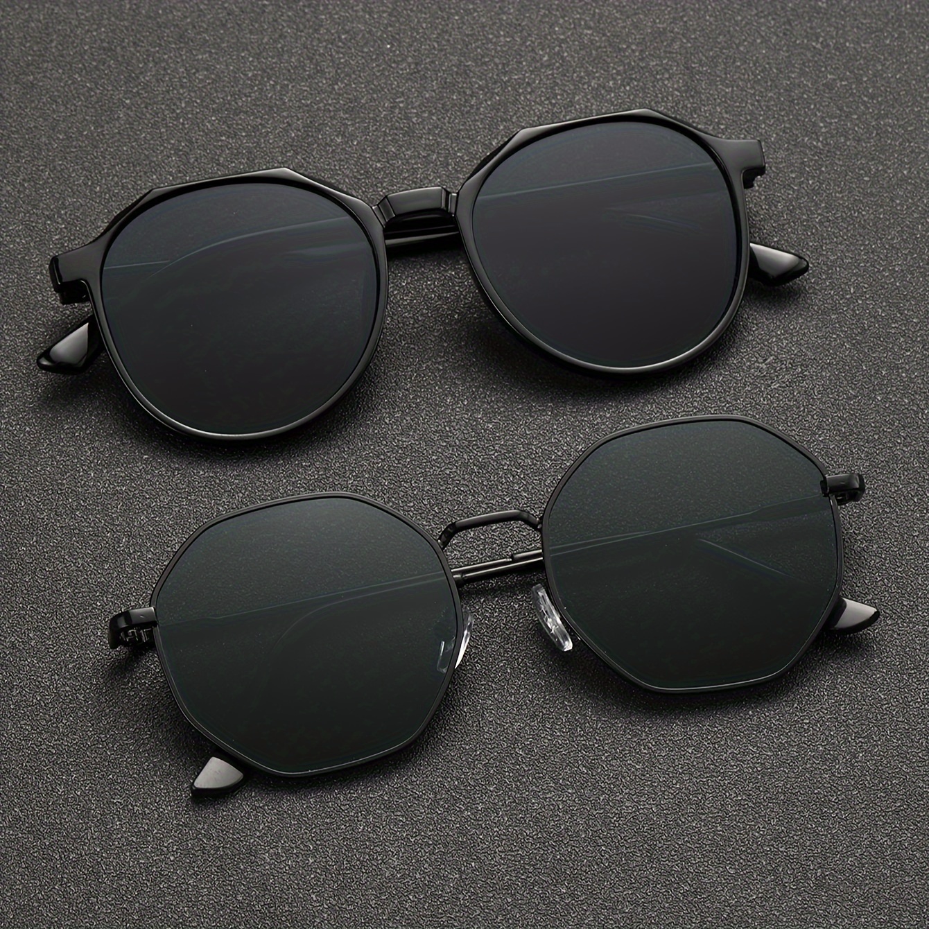 2pairs Men's Black Frame Combination Set, Cool Handsome Travel Vacation Fashion Glasses
2pairs Men's Black Frame Combination Set, Cool Handsome Travel Vacation Fashion Glasses