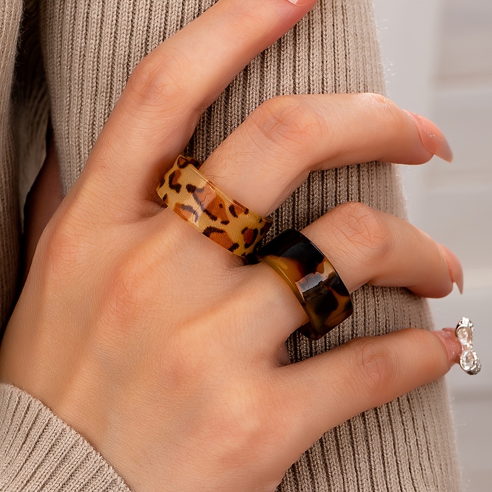 Bague Ouverte en Acrylique pour Femmes Élégantes - Imprimé Léopard & Design Écaille de Tortue, de Mode Moderne pour , Cadeaux et Tenue Décontractée
Bague Ouverte en Acrylique pour Femmes Élégantes - Imprimé Léopard & Design Écaille de Tortue, de Mode Moderne pour , Cadeaux et Tenue Décontractée