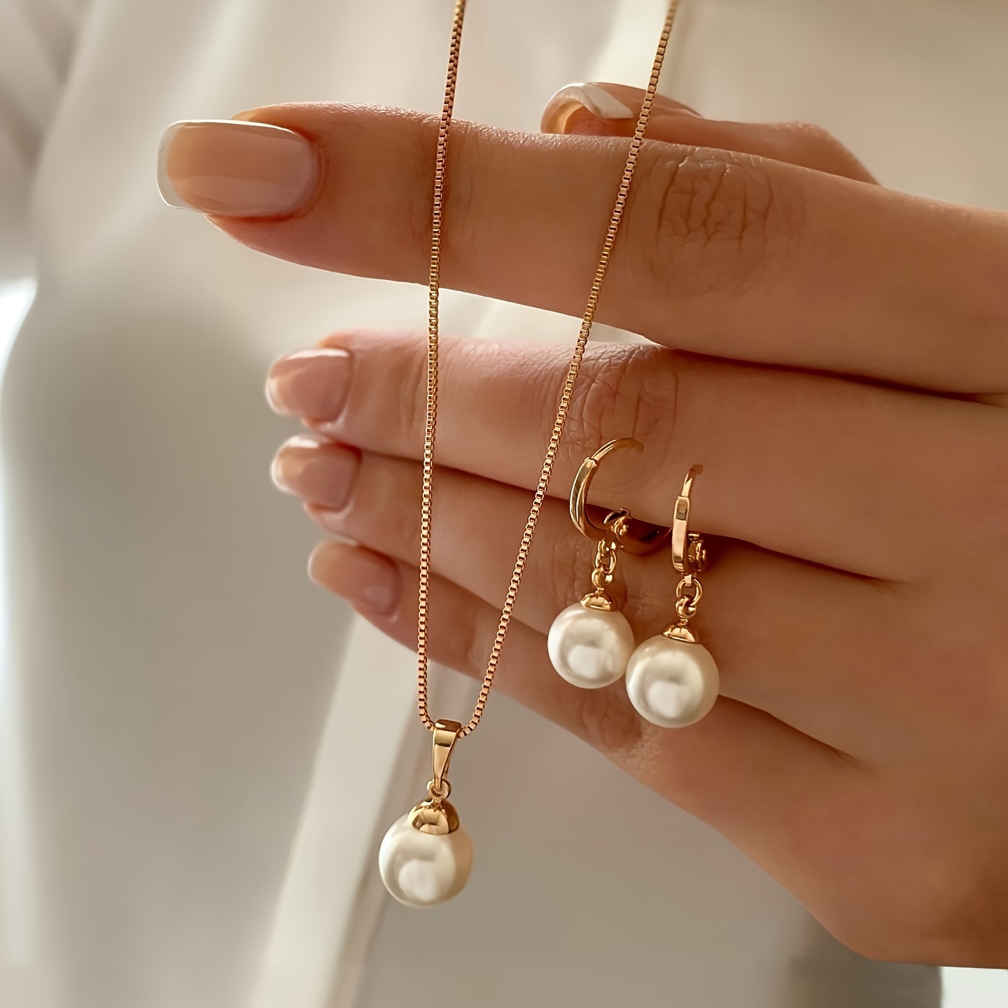 2 paires de boucles d'oreilles pendantes en de perles + 1 collier pendentif en de perles, et , convient aux petites amies et aux amies à de et
2 paires de boucles d'oreilles pendantes en de perles + 1 collier pendentif en de perles, et , convient aux petites amies et aux amies à de et