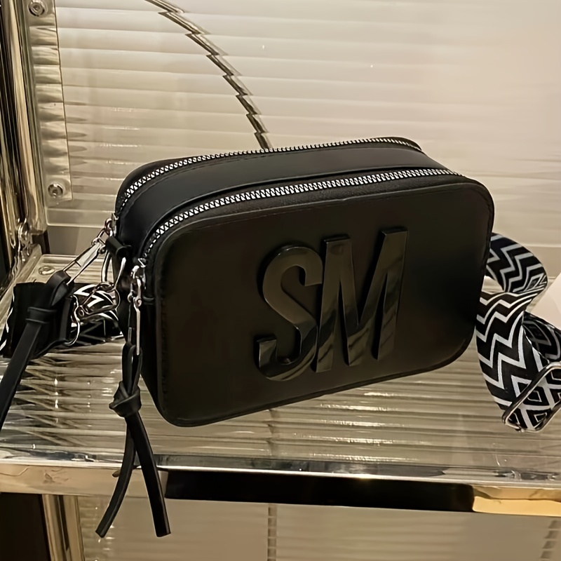 Fashionable Camera Bag For Women, Retro Mini Shoulder Crossbody Bag With Letter Monogram, Quilted Solid Color, Zipper Closure, Polyester Lined, Lightweight Messenger Bag In Black///khaki
Fashionable Camera Bag For Women, Retro Mini Shoulder Crossbody Bag With Letter Monogram, Quilted Solid Color, Zipper Closure, Polyester Lined, Lightweight Messenger Bag In Black///khaki