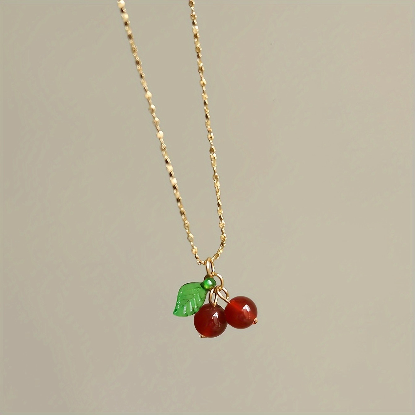 1pc Stainless Steel Cute Cherry Pendant Necklace - Unplated Simple Vacation Style Clavicle Chain For Women, Daily And Party Accessory, All Season Jewelry
1pc Stainless Steel Cute Cherry Pendant Necklace - Unplated Simple Vacation Style Clavicle Chain For Women, Daily And Party Accessory, All Season Jewelry