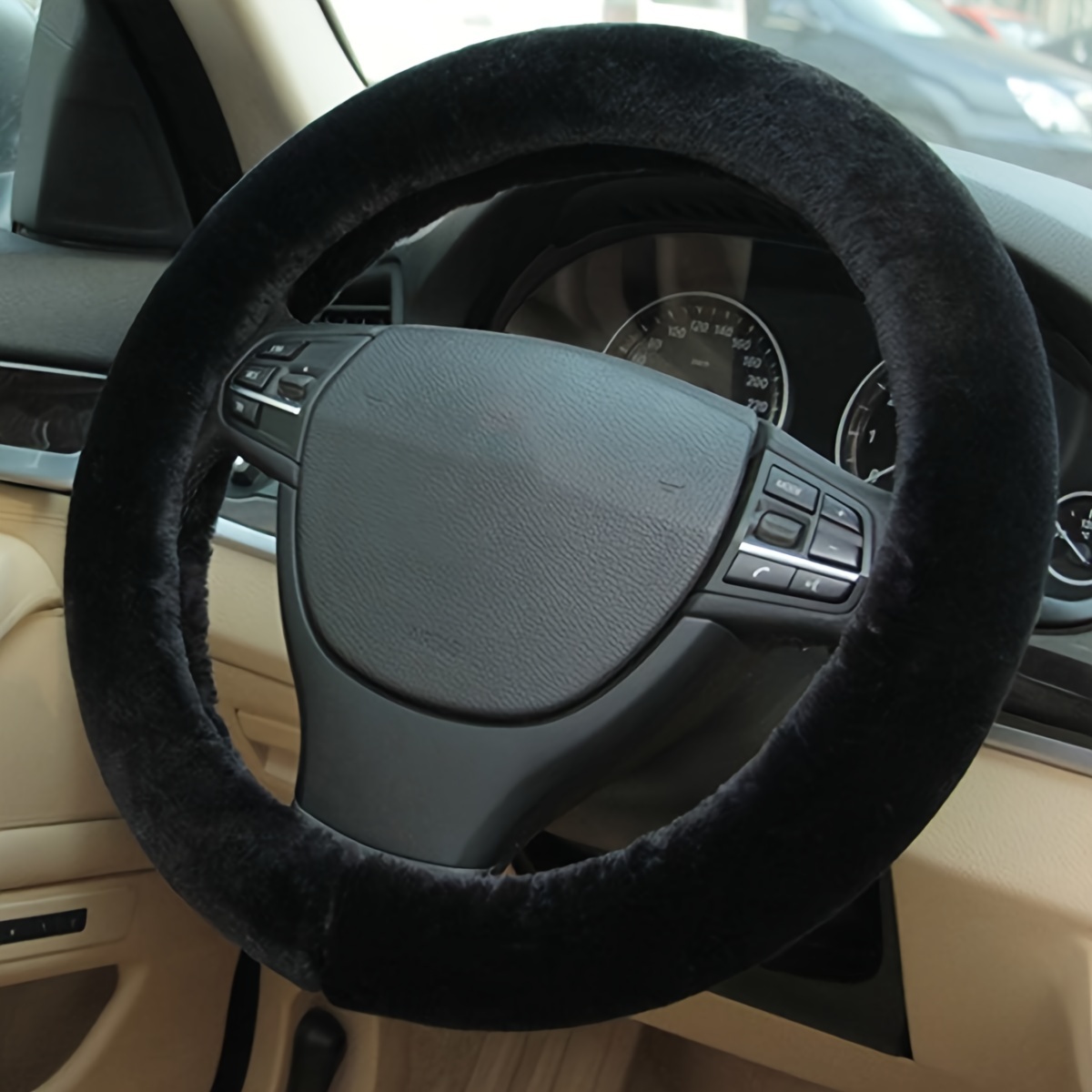 1pc Plush Steering Wheel Cover Universal Warm Auto Grip Accessory For Winter, Fits 13.78-15.75 Inch Wheels - No - Compatible With Multiple Models
1pc Plush Steering Wheel Cover Universal Warm Auto Grip Accessory For Winter, Fits 13.78-15.75 Inch Wheels - No - Compatible With Multiple Models