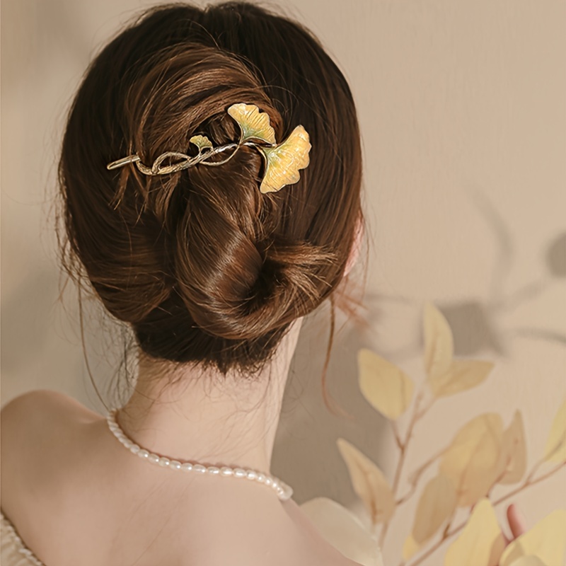 Vintage Ginkgo Leaf Decorative Hair Grab Clip Trendy Non Slip Ponytail Holder For Women And Daily Use Wear
Vintage Ginkgo Leaf Decorative Hair Grab Clip Trendy Non Slip Ponytail Holder For Women And Daily Use Wear