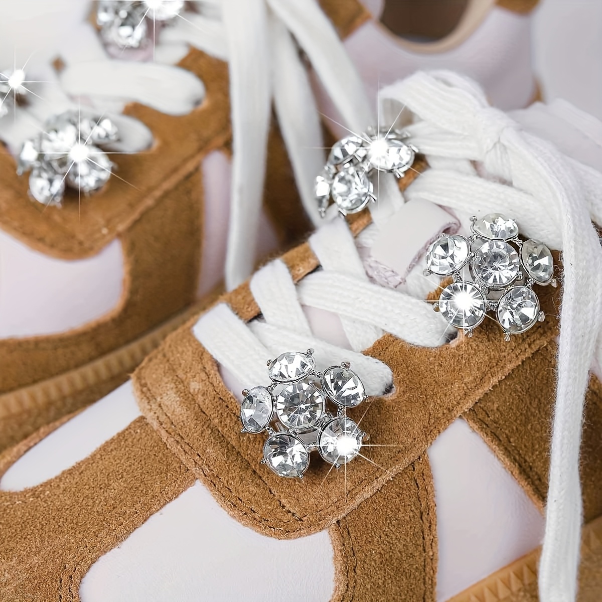 6pcs Set Of Fashionable Diamond Shoe Clips Diy Removable Suitable For Canvas Shoes And Sports Shoes
6pcs Set Of Fashionable Diamond Shoe Clips Diy Removable Suitable For Canvas Shoes And Sports Shoes