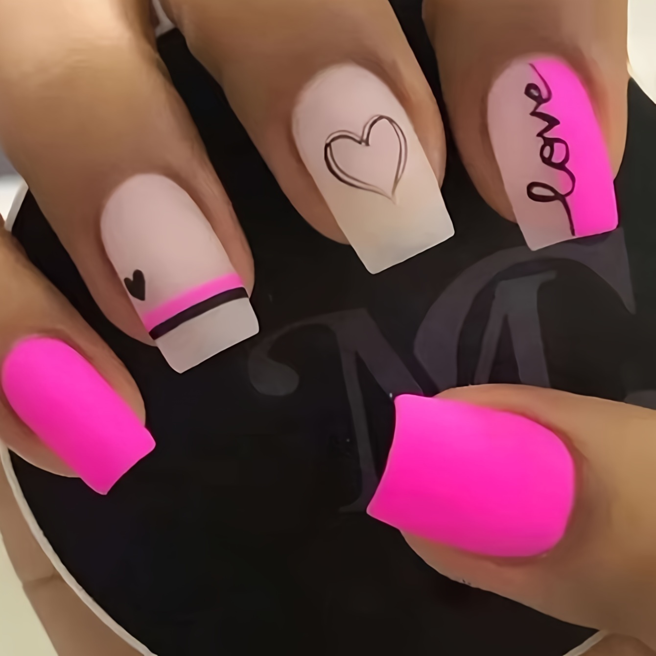24pcs Your Look, Long False Nails In , With Heart Shapes Letters, Cover Nails With Pink And . 1 Nail File Nail Glue Sticker Set, Suitable For Festivals, Parties, Dates And Daily Use
24pcs Your Look, Long False Nails In , With Heart Shapes Letters, Cover Nails With Pink And . 1 Nail File Nail Glue Sticker Set, Suitable For Festivals, Parties, Dates And Daily Use