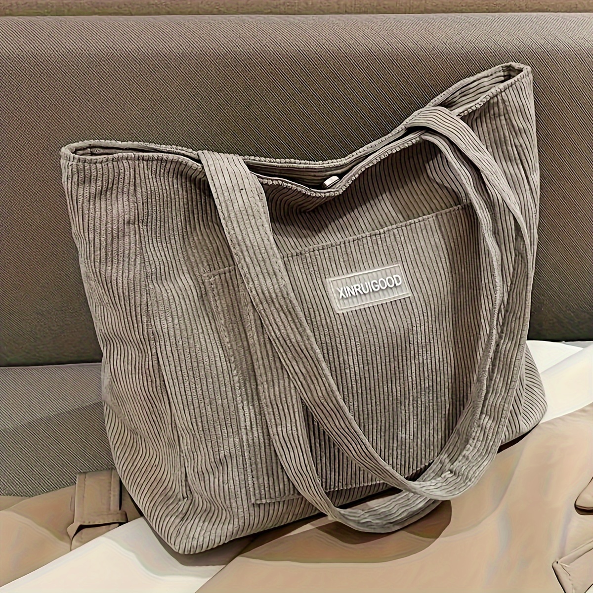 Chic Corduroy Tote Bag For Women - Shoulder Handbag With Magnetic Closure, Classic Solid Color
Chic Corduroy Tote Bag For Women - Shoulder Handbag With Magnetic Closure, Classic Solid Color