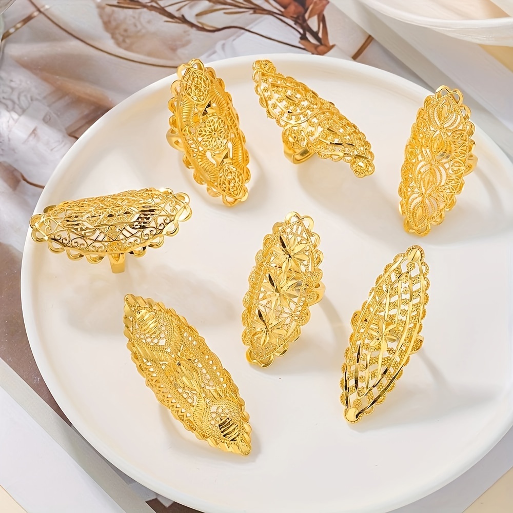 Women's Golden Color Luxury Court Style Hollow Ring 18k Gold Plated Finger Jewelry
Women's Golden Color Luxury Court Style Hollow Ring 18k Gold Plated Finger Jewelry