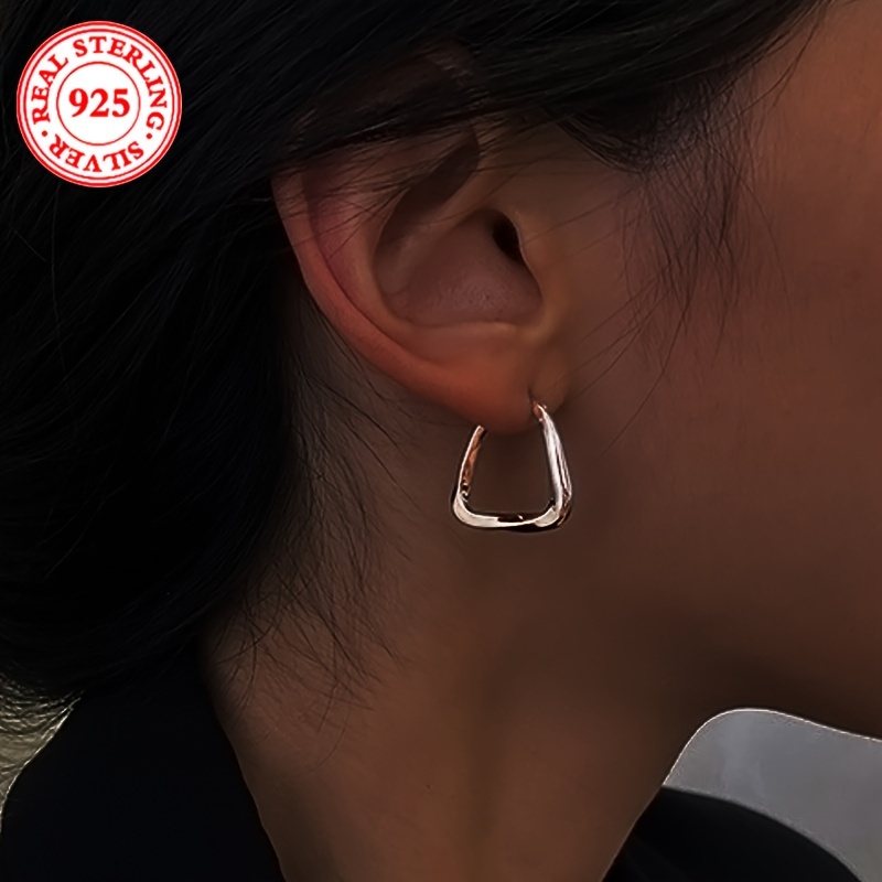Boucles d'oreilles créoles en argent sterling S925, géométriques et minimalistes, torsadées, pour femmes, pour un usage quotidien, 3,6g/0,127oz
Boucles d'oreilles créoles en argent sterling S925, géométriques et minimalistes, torsadées, pour femmes, pour un usage quotidien, 3,6g/0,127oz